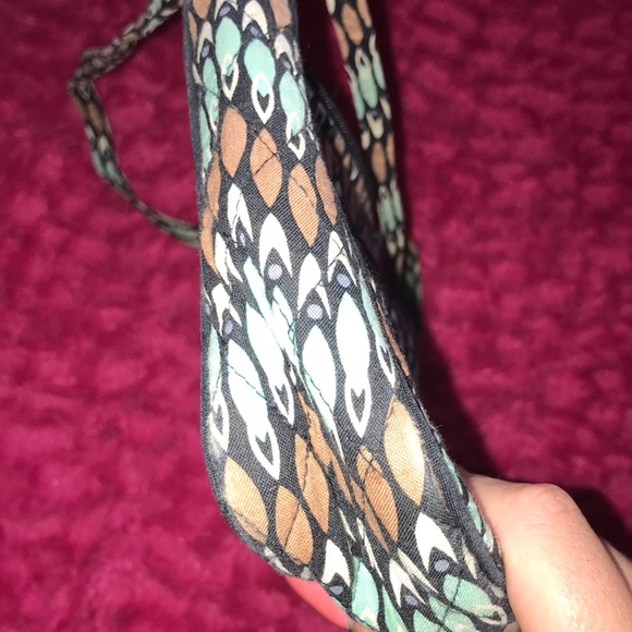 Vera Bradley Crossbody! - Picture 5 of 5